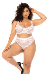 Emberly Two Piece Set Plus